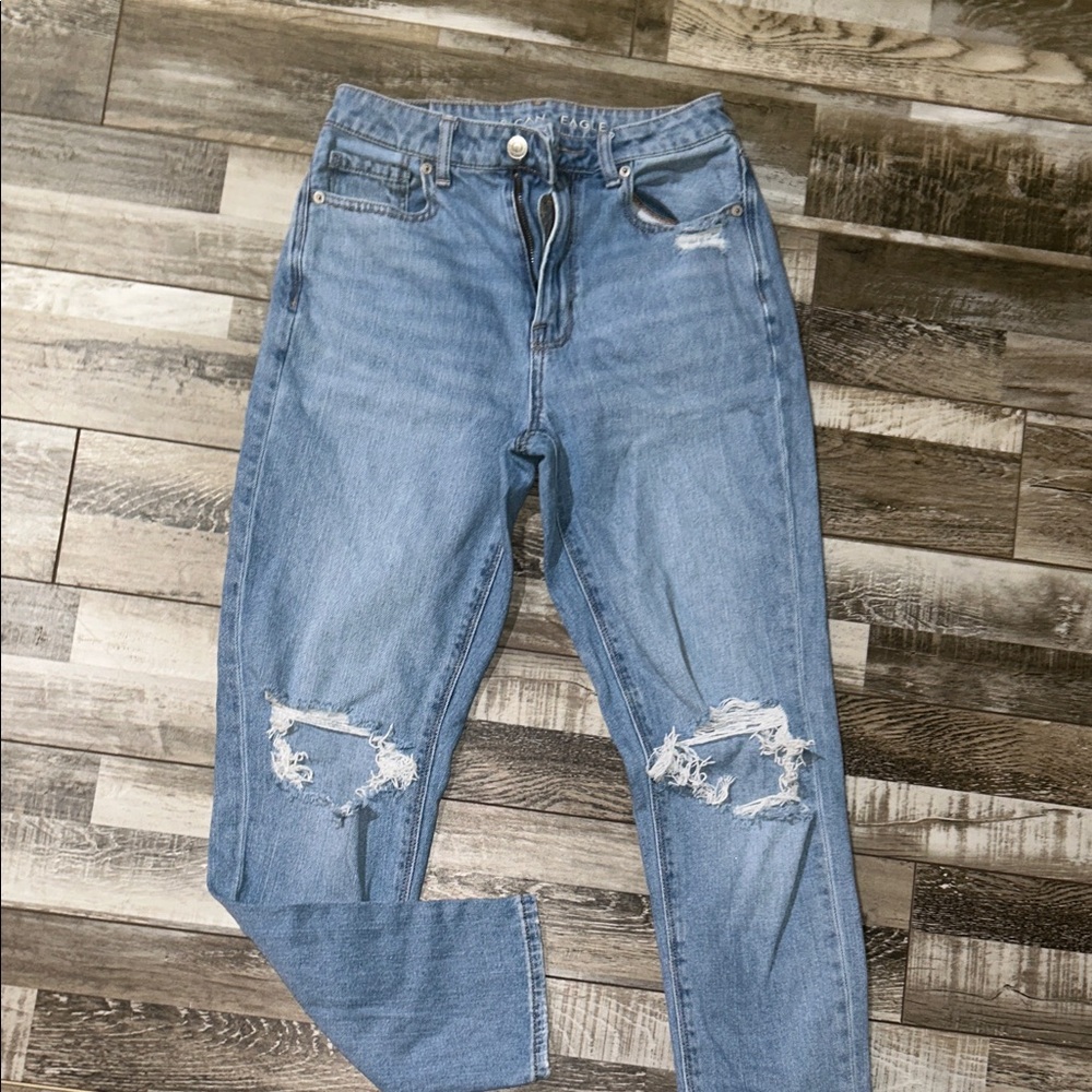 American Eagle Outfitters Light Blue Distressed Boyfriend/ Mom Jeans